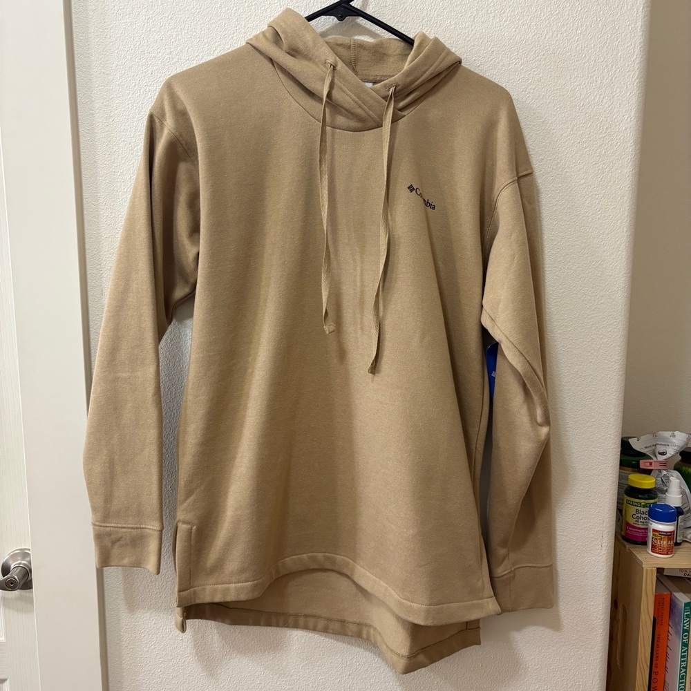 NWT Columbia Tan Hoodie with Embroidered Logo
